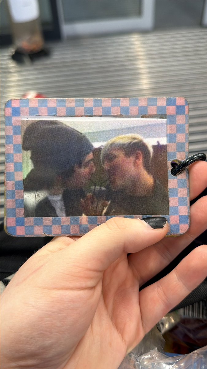 josh ᴠɪ tweet media