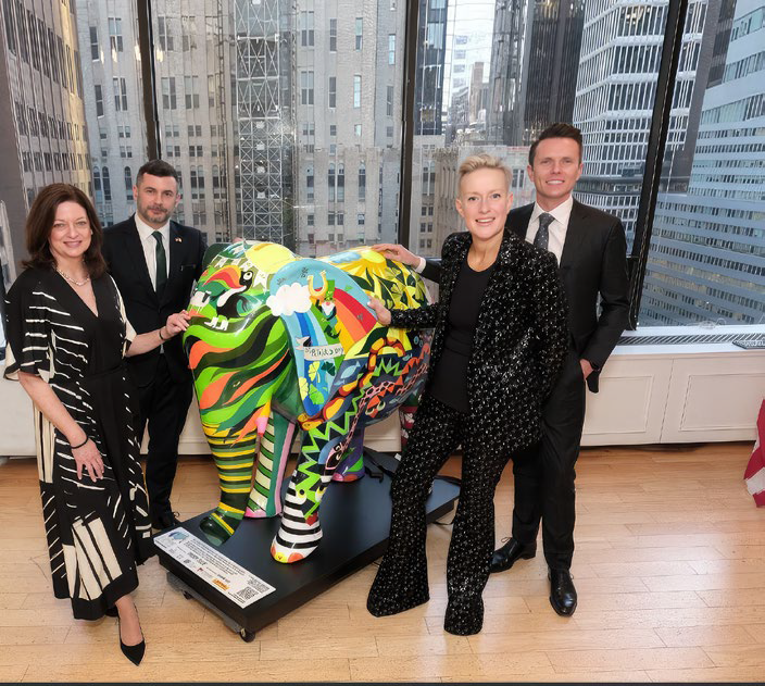 elephantintheroommovement tweet media