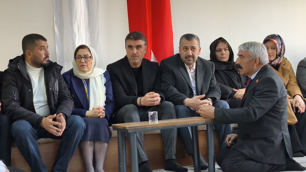 Sinan Köyü Mahalle Temsilcimiz merhum Yakup Yıldız’ın mevlidine, Gaziantep Büyükşehir Belediye Başkanımız Sn. Fatma Şahin, Kadın Kollarımız ve Gençlik Kollarımız ile birlikte katılım sağladık.

Merhum Yakup Yıldız’a Allah’tan rahmet, ailesine ve yakınlarına bir kez daha