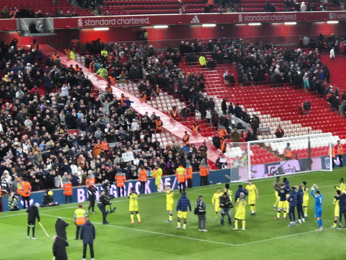 Alasdair Gold tweet media