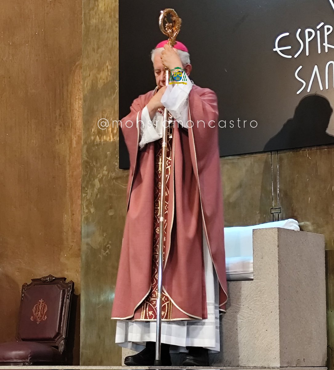 Mons. Ramón Castro tweet media