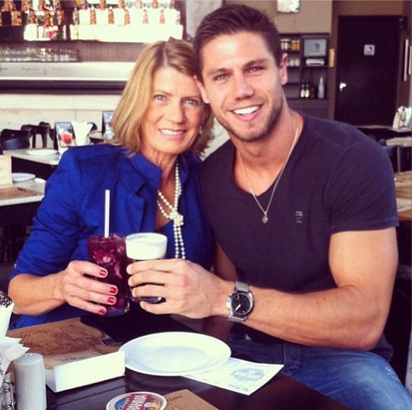 POINT POP tweet media