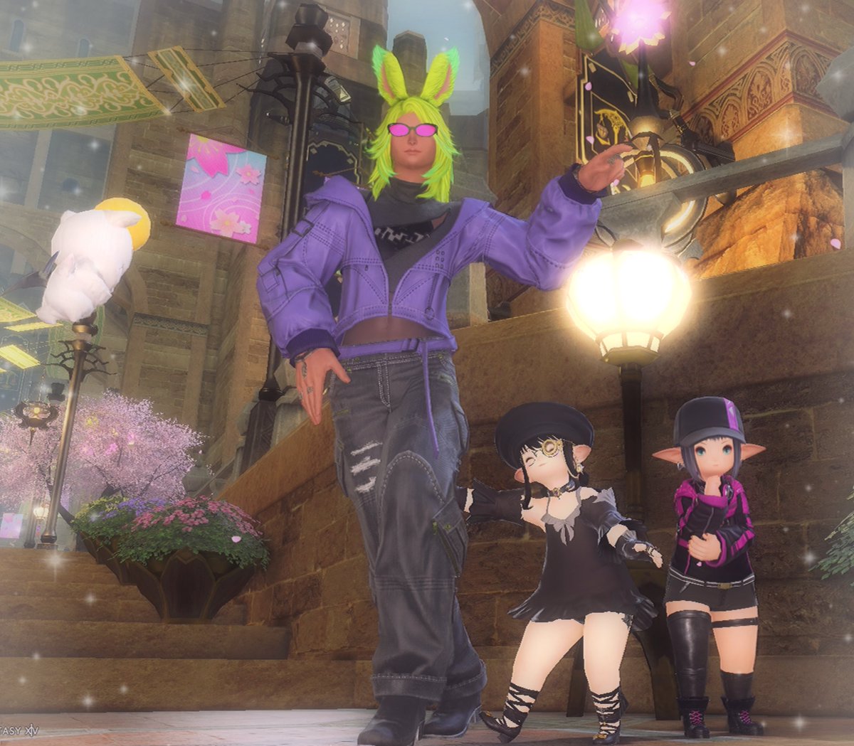 catladyannie_'s tweet photo. 🎀meeting old and new friends at little lady's event 🥹🩷

#lalafell #ff14 #ffxiv #gposers https://t.co/JJPzW8lbR5