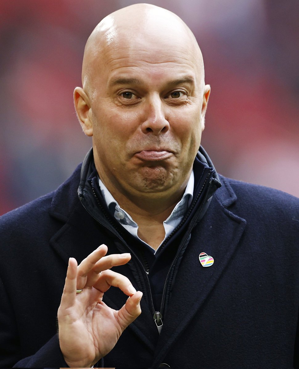 🖕rentfreemufc🖕 tweet media