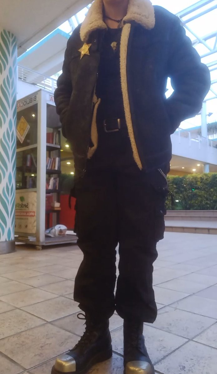 Percy 🦇 Italian Mycroft tweet media