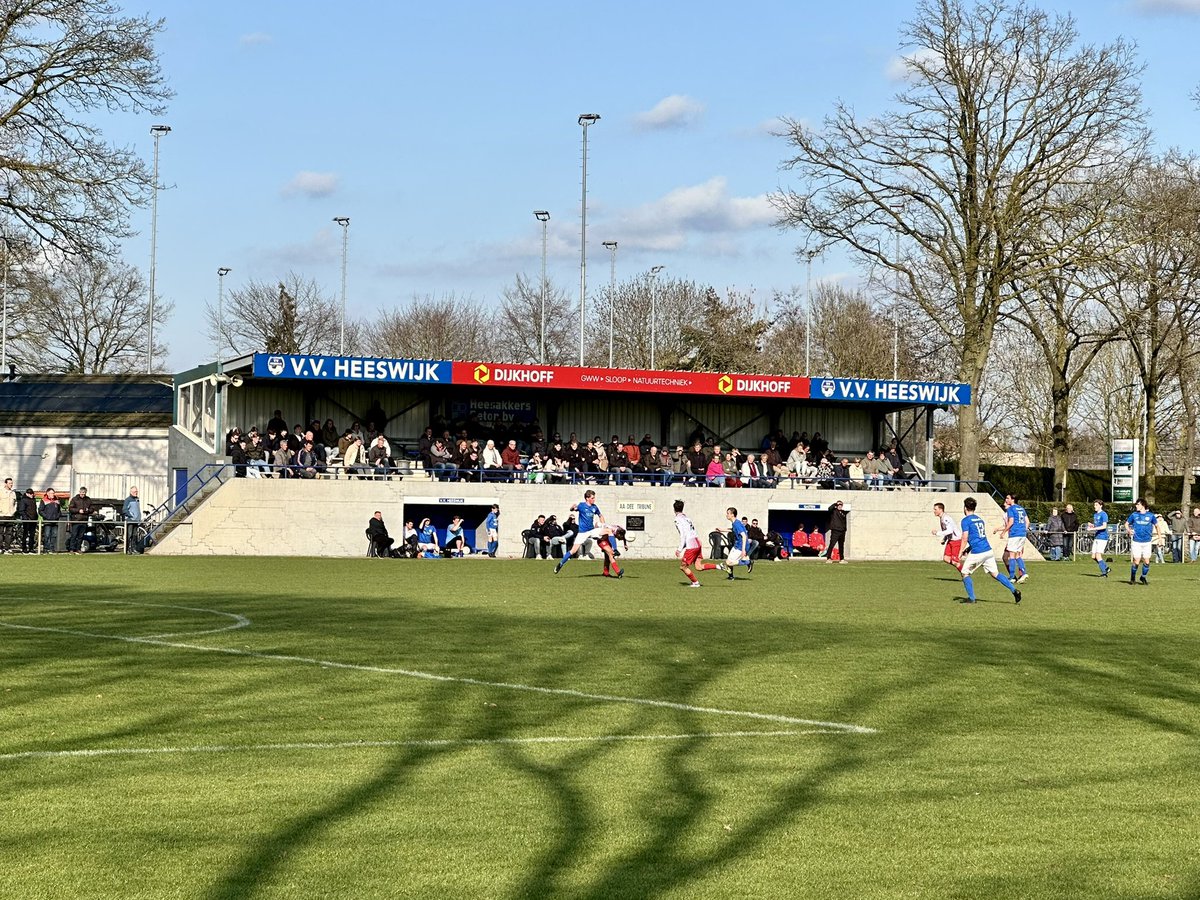 Dick Teunen tweet media