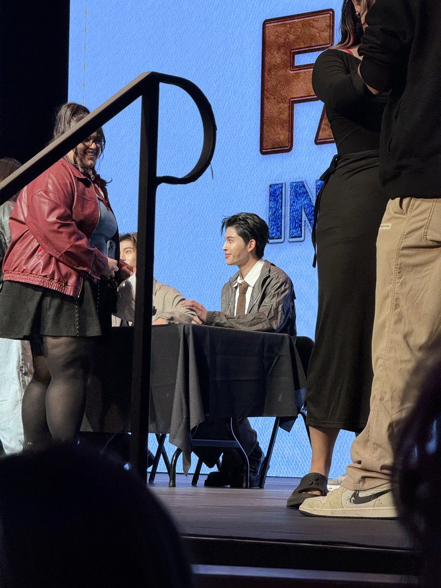 andrxeina's tweet image. Guys!! My heart omg 🫠🫠🫠 

#GMMTVFANDAY29
#PPWExLA