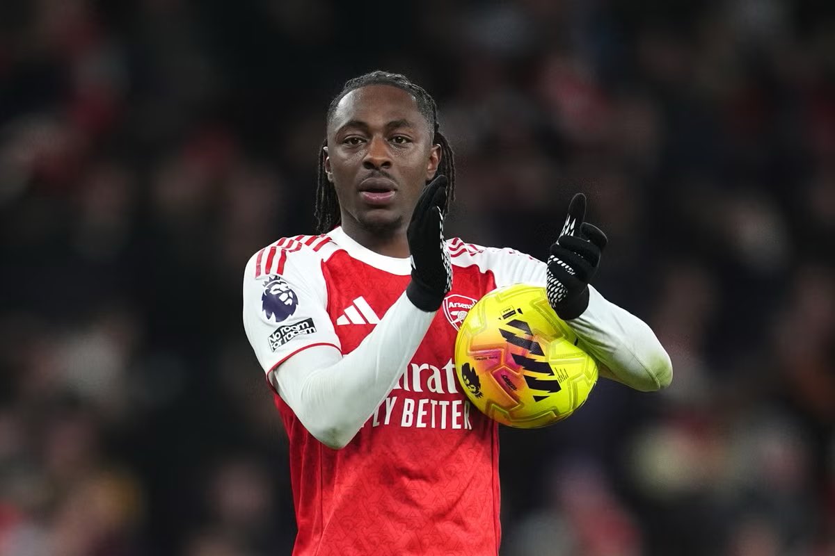 AFCYop_'s tweet photo. Ekitike and Wirtz couldn’t hack it against Spurs? #easyforsome https://t.co/ufHDBvMUPr