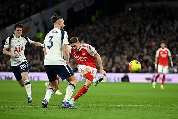 AFCYop_'s tweet photo. Ekitike and Wirtz couldn’t hack it against Spurs? #easyforsome https://t.co/ufHDBvMUPr