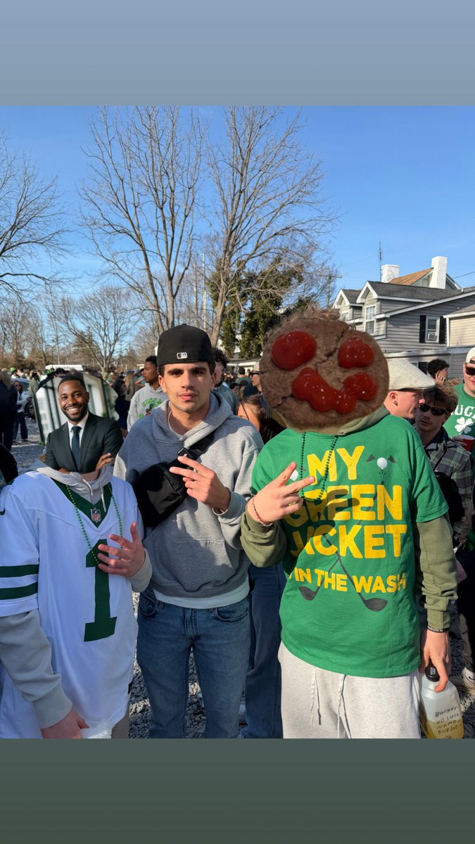 Maybe Clint Baker tweet media