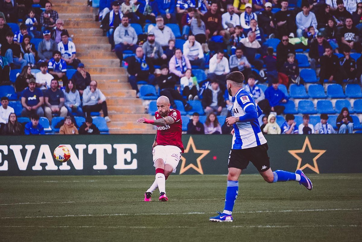 Victorio de Haro tweet media