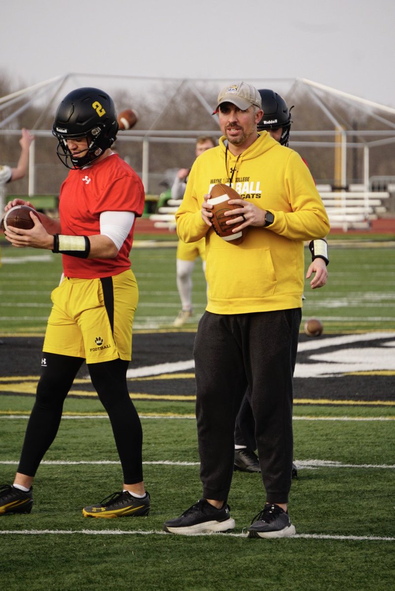 Wayne State Football tweet media