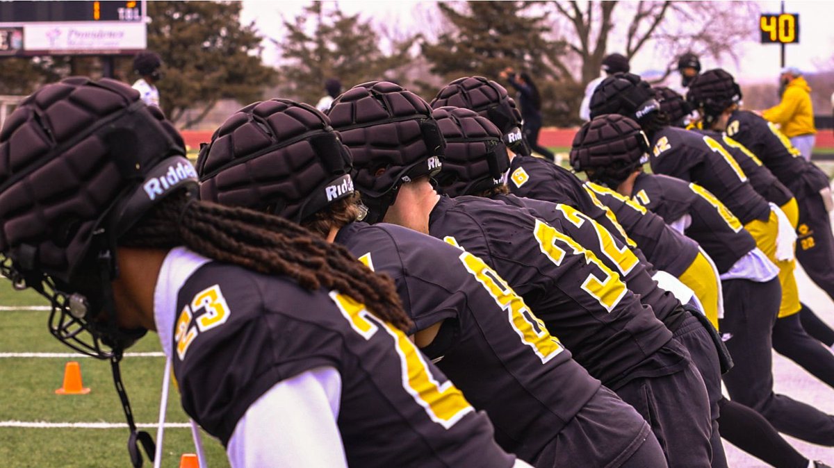 Wayne State Football tweet media