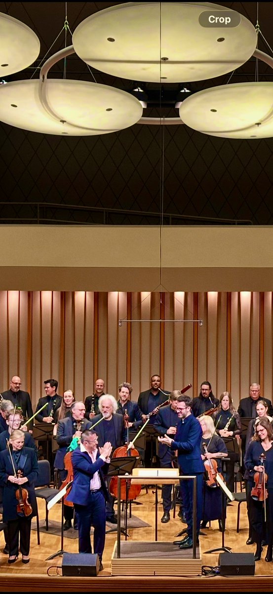 Huang Ruo tweet media