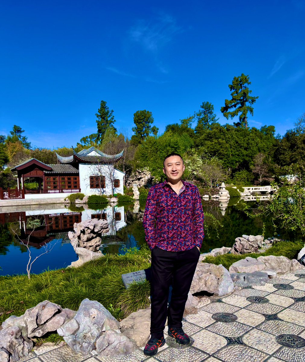 Huang Ruo tweet media