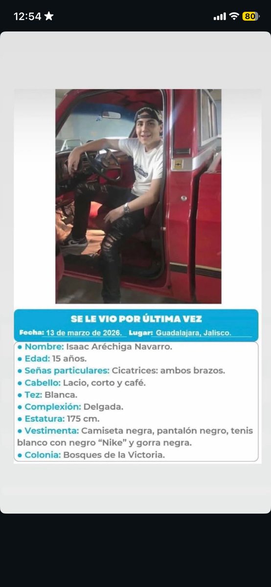 SupsipS's tweet photo. Me ayudan a compartir por favor? Es excompañero de escuela de Mau y está desaparecido. 😢😢 https://t.co/f3UIJ3s9za