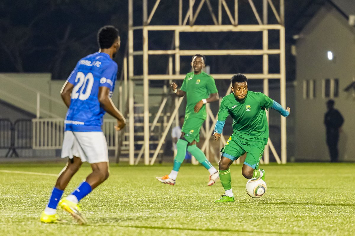 Mamaurwagasabo1's tweet photo. #RPLDAY24 | Results 

AS Muhanga 2-1 Mukura VS 
Kiyovu Sports 3-1 AS Kigali 
Gorilla FC 1-1 Marine FC 

@FERWAFA @RwandaLeague #UrwagasaboSports https://t.co/B1yWZcmL8s