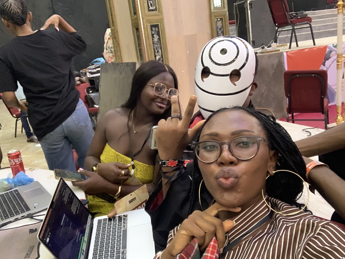 ᴋɪʀᴏɴ | ɪʟʟᴜꜱᴛʀᴀᴛᴏʀ | ᴅᴇꜱɪɢɴᴇʀ 🫧 tweet media