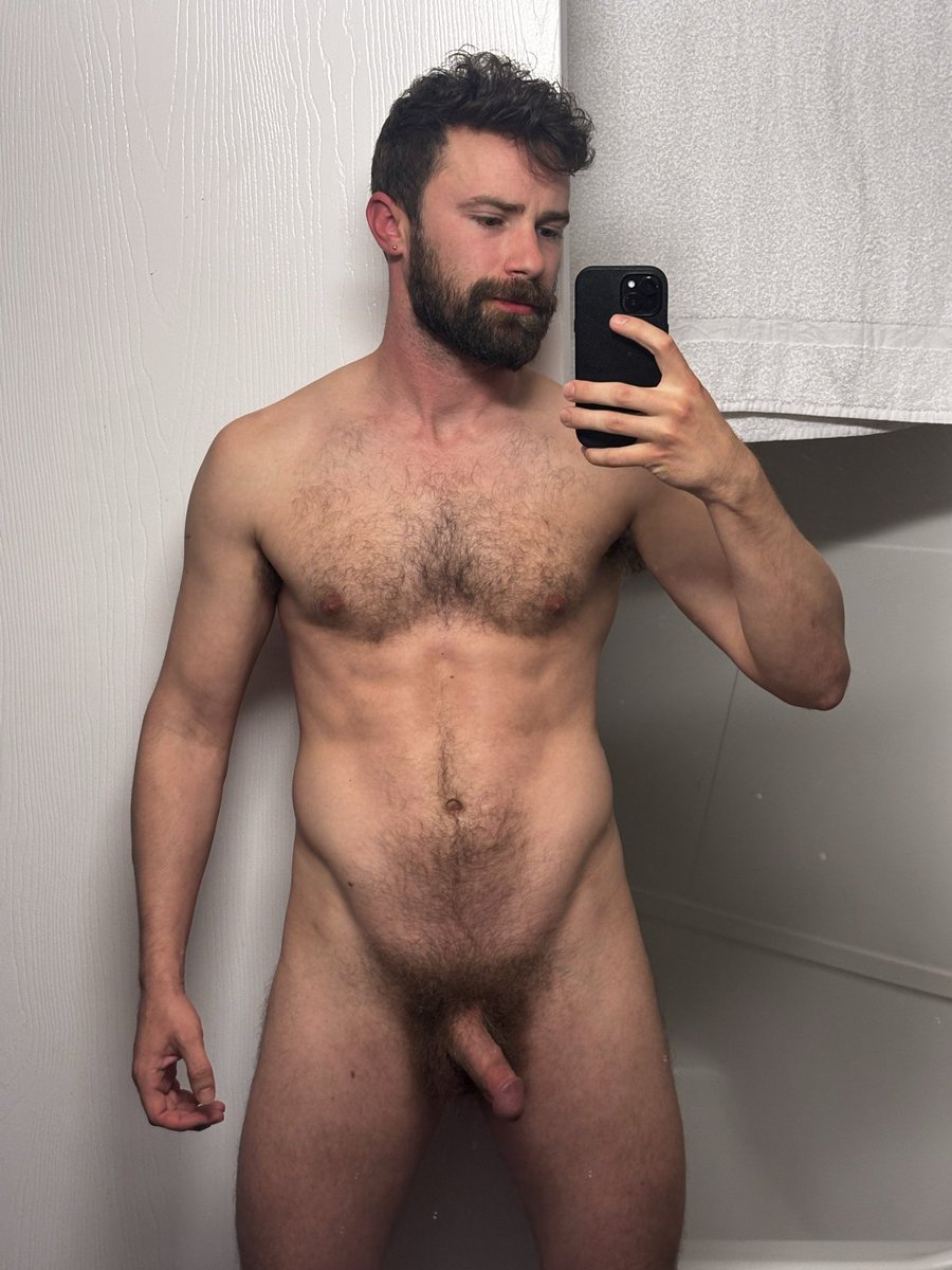 patmybunz tweet media