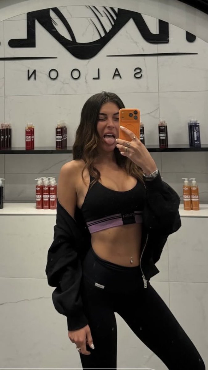 kristin0169's tweet image. Lei è le sue smorfie…. fantastica 😘#sergetti #gr7