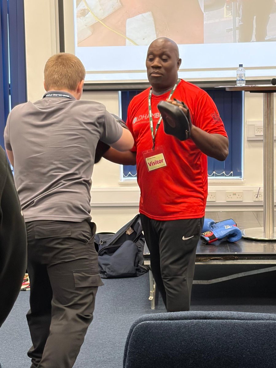Oldham Boxing & Personal Development Centre tweet media