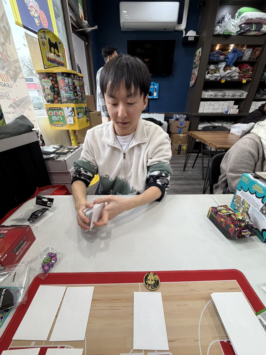 Aaron "Cybertron" Zheng tweet media