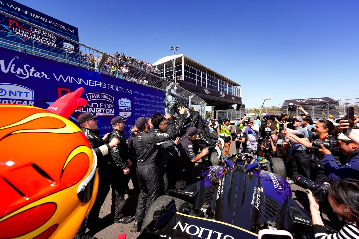 Globe Life Field tweet media