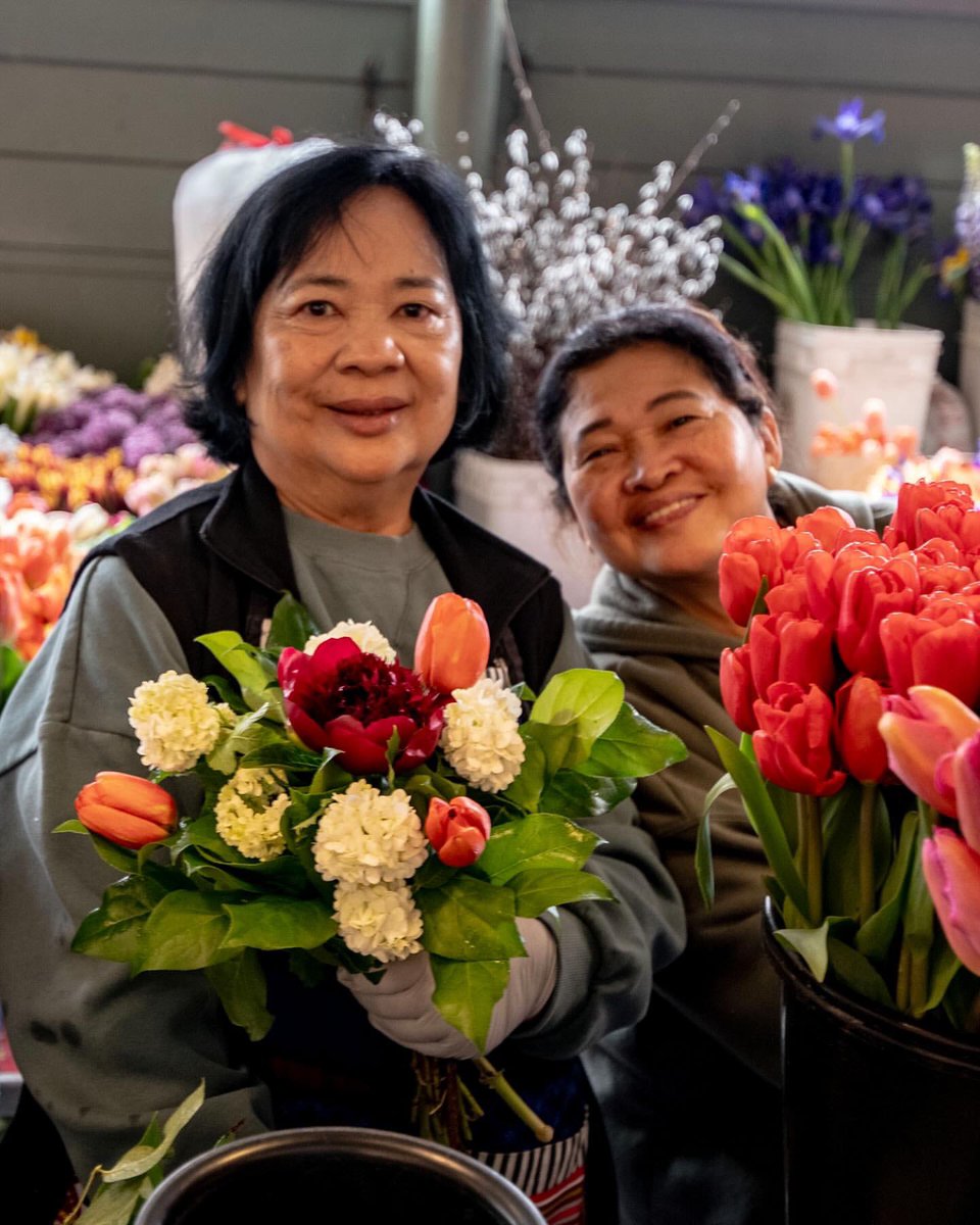 pike_place's tweet photo. Behind every beautiful bouquet is a woman who grew it 💐 At #PikePlaceMarket, 64% of farm businesses are women-owned, bringing color, care, and hard work to the Market year-round.

Here’s to the incredible women farmers and business owners who keep the Market blooming! https://t.co/coOguZhlD9