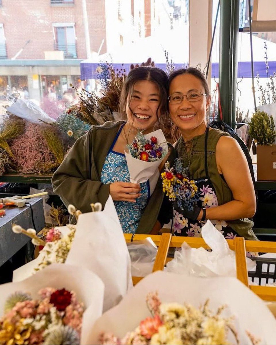 pike_place's tweet photo. Behind every beautiful bouquet is a woman who grew it 💐 At #PikePlaceMarket, 64% of farm businesses are women-owned, bringing color, care, and hard work to the Market year-round.

Here’s to the incredible women farmers and business owners who keep the Market blooming! https://t.co/coOguZhlD9