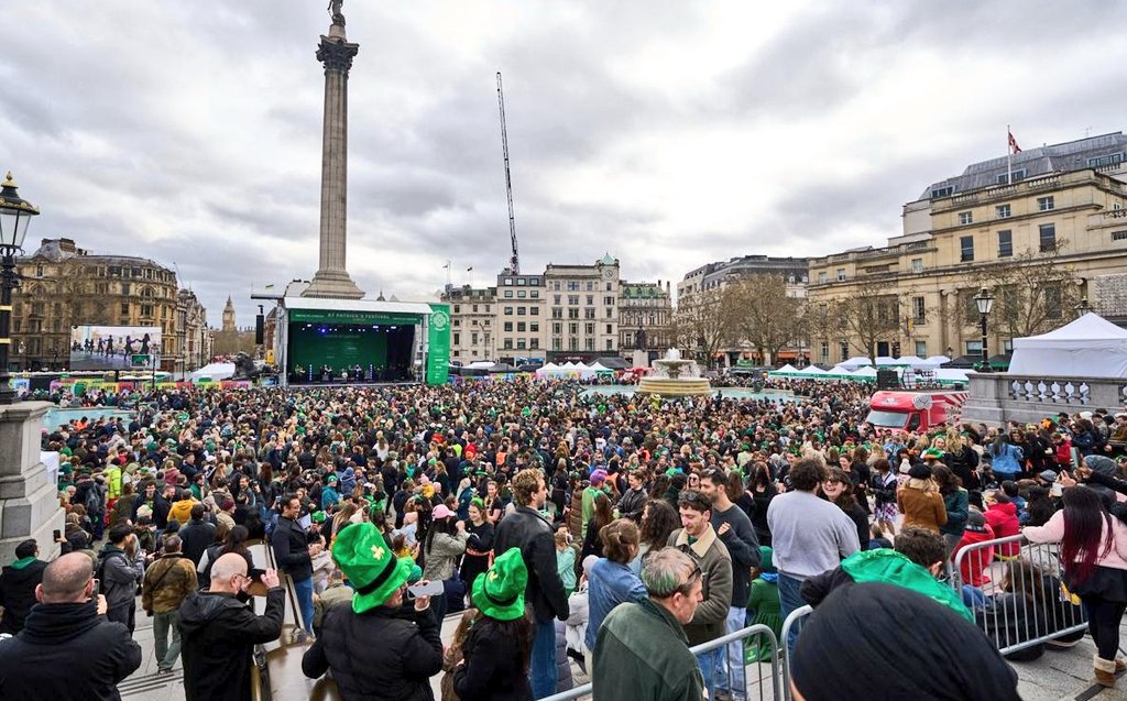 Sadiq Khan tweet media