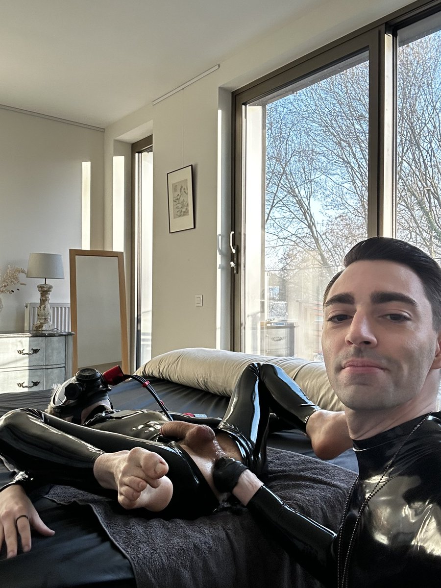 Florian V tweet media