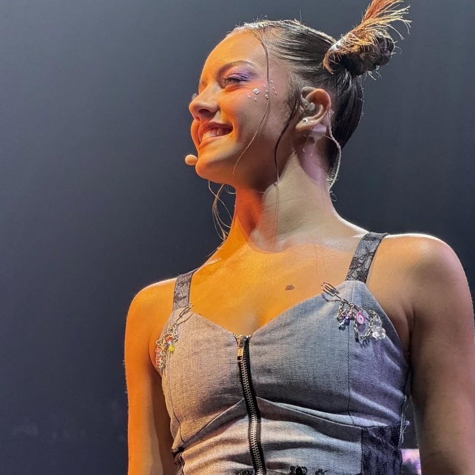 mile toxica de anto tweet media