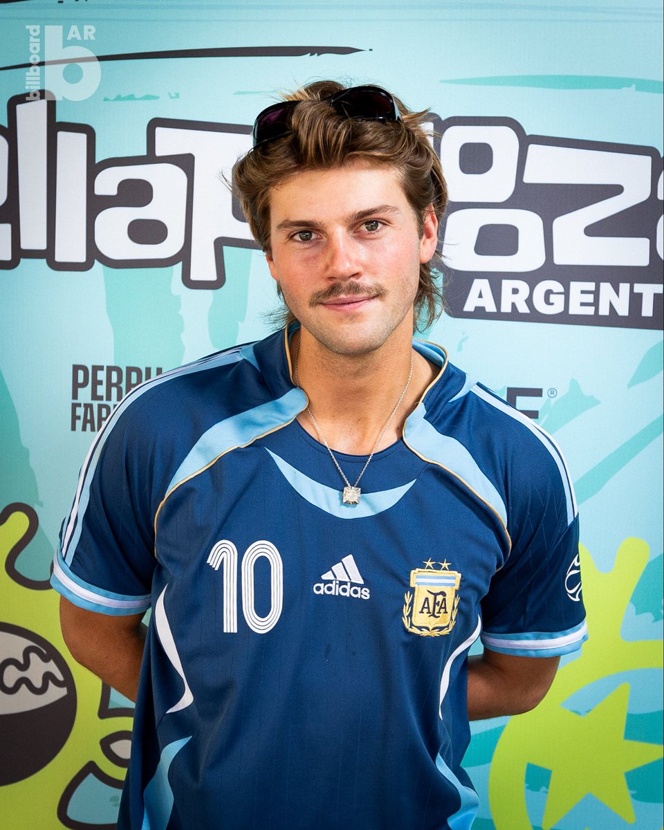 Billboard AR tweet media