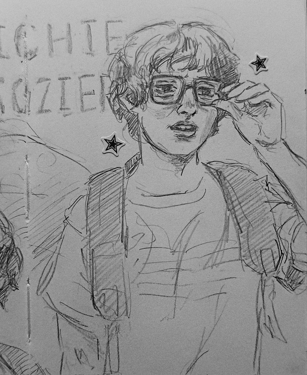 🫐𝓾𝔁𝓮𝓮੭ ੭ tweet media