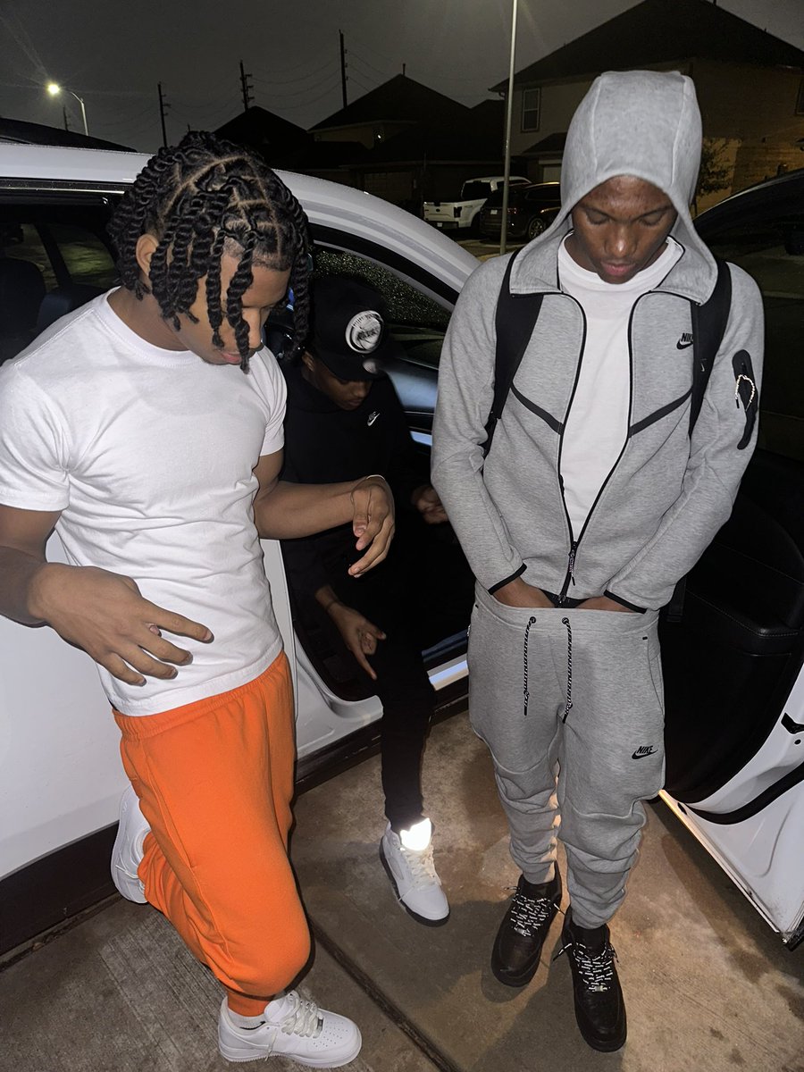 3/15 🎂🥂#UsOrNun