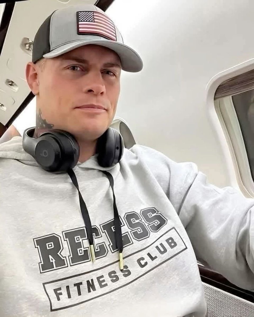 𝓐𝓿𝓮𝓻𝔂 🍬💞 tweet media