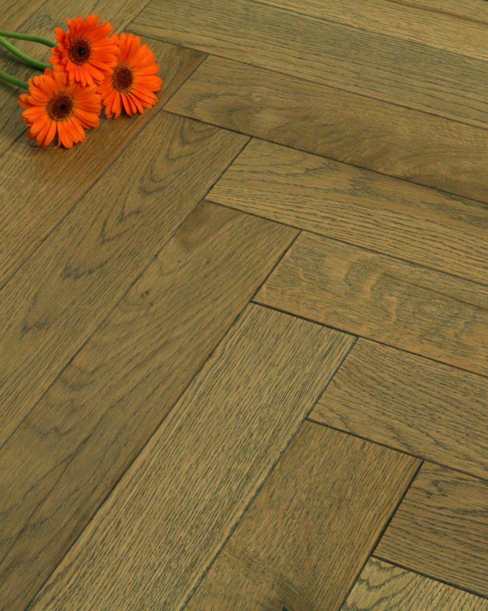 Add instant character with our (F9114) 90mm Barnhouse Oak Herringbone! 🍂✨

✔️ Beautifully brushed &amp; lightly distressed
✔️ Natural oiled finish for a rustic, lived-in look
✔️ Engineered for ultimate stability

#Herringbone #ParquetFloors #RusticHome