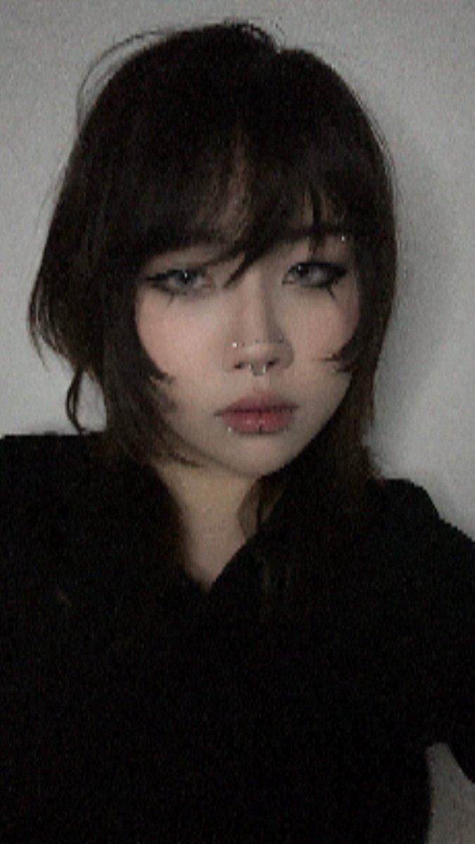 yuro (girlfailure) tweet media