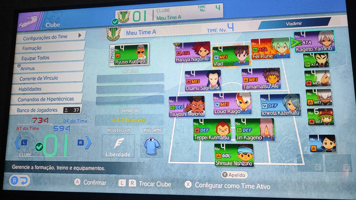 O único jogo de futebol atual que dá vontade de jogar. O resto é porcaria.