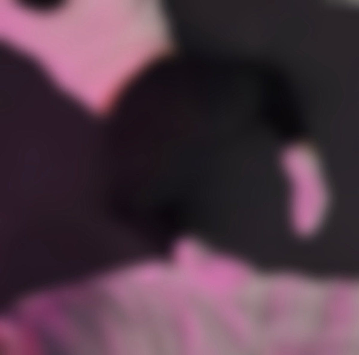 Schwanze Enge leggings und sneaker Socken und Zack ist dein mini hart geworden hahaha erbärmlich 😆 
Es war so easy den opfer zu f*ck*n 

Beste FaceTime view seines Lebens 🤭👣

Findom
