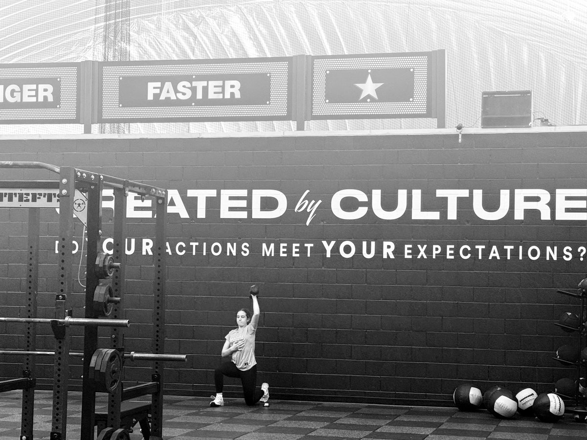 MayaKittner2029 tweet media