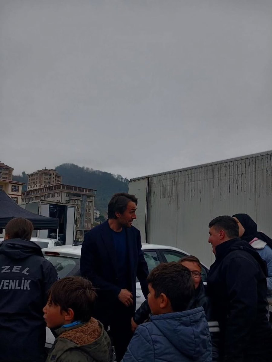 𝗻𝗮𝘇𝗶𝗸 tweet media