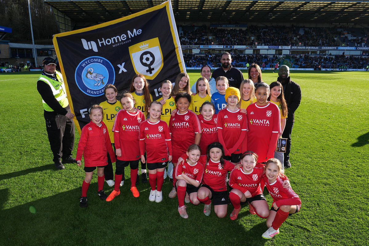 Wycombe Wanderers tweet media