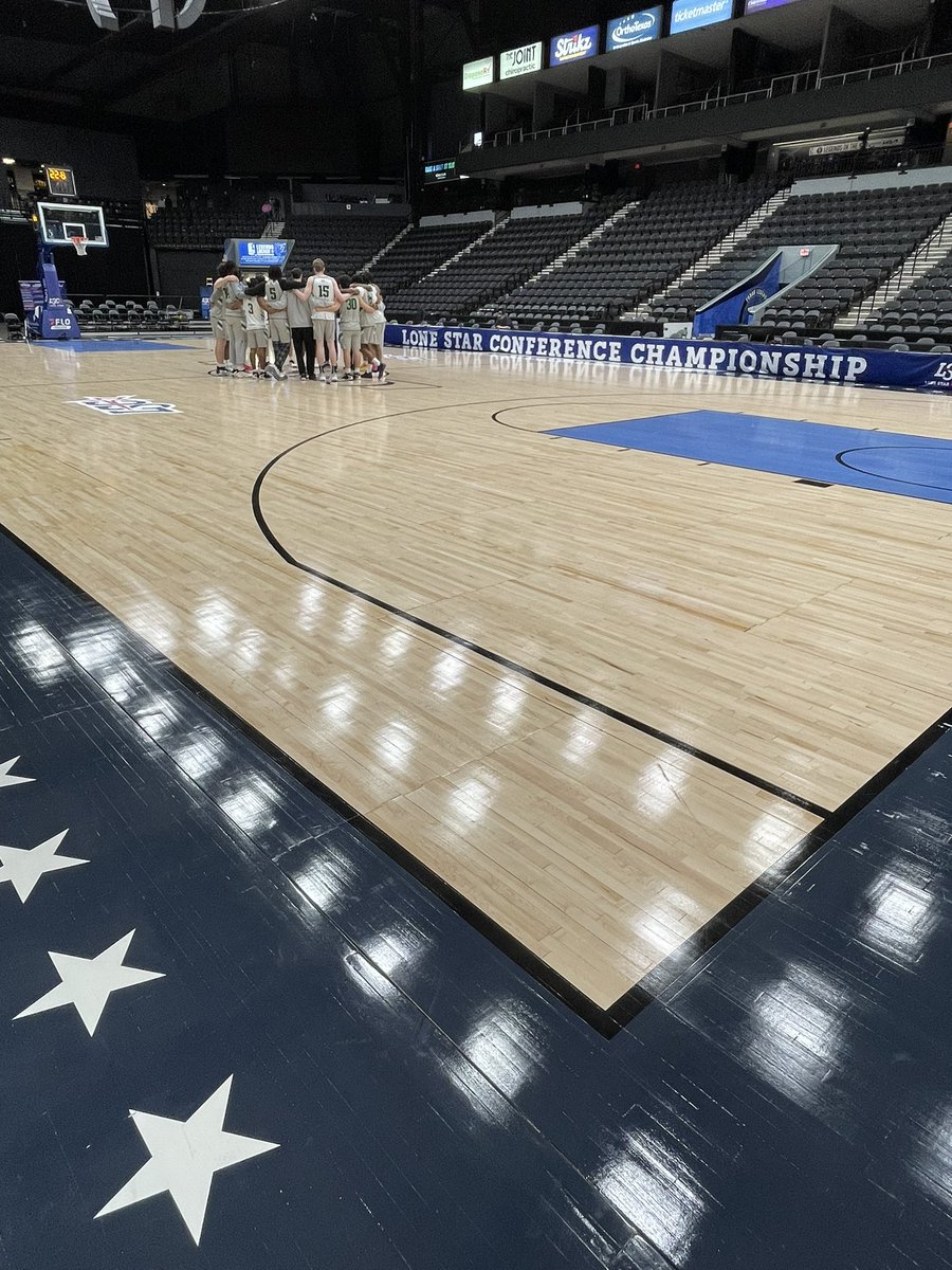 JoshBurris2's tweet photo. Assisting the Eastern New Mexico Men’s Basketball team this past week in the LSC &amp; NCAA DII tournaments! https://t.co/j7schXRTea