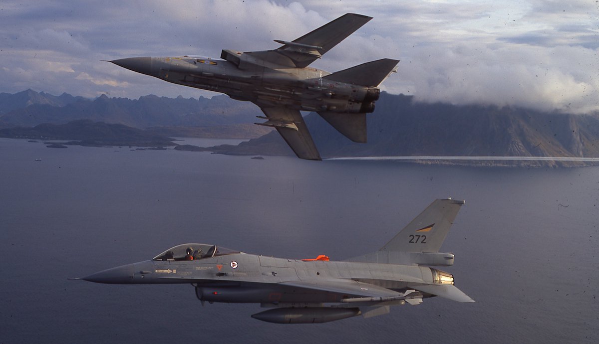 Ian Black tweet media