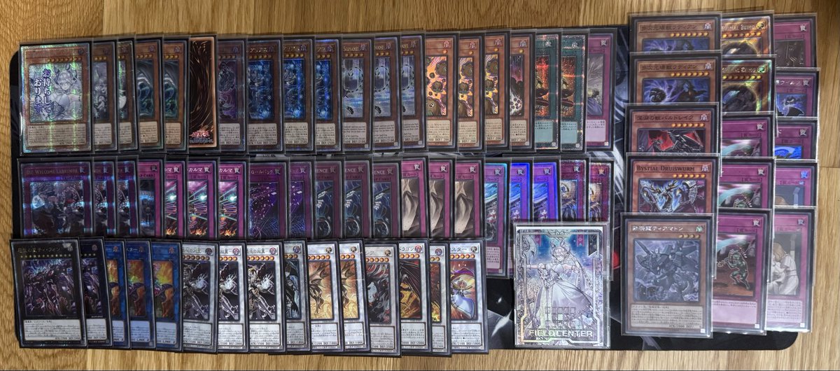 AEs_YeR's tweet photo. Ranking @ Agora hobby
#ラビュリンス
(Proxy is Harmonia)
❌🎲OO Tellarknights 
❌🎲OXO KT
✅🎲XX Mitsu (Missplay G2 D: ) 
❌🎲OXO Clown Crew
❌🎲OO Mitsu

(4-1) Personal
(2-3) Official (Didnt need points so gave opp win)

Testing hairy balls. They suck. Kenna AOE bomb every time. https://t.co/Uj2e8Efpte