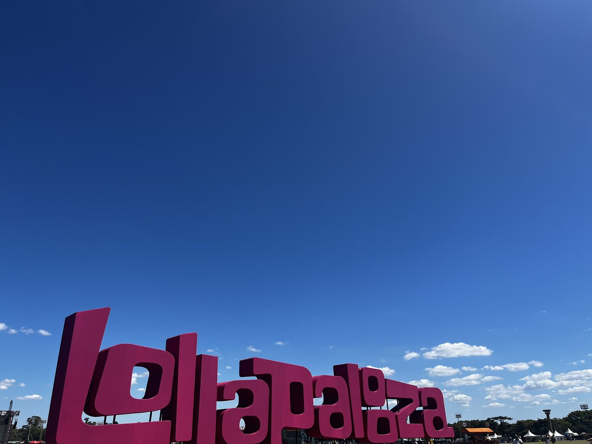 Rozu 🦊🌸🥂 tweet media