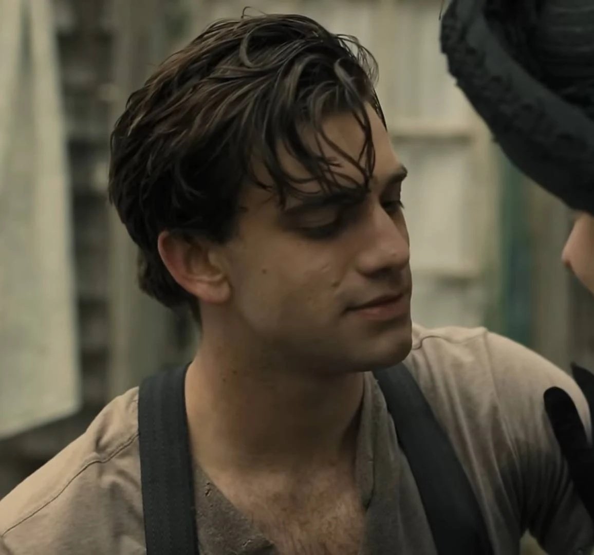 Tar-Míriel's wife 💍 tweet media