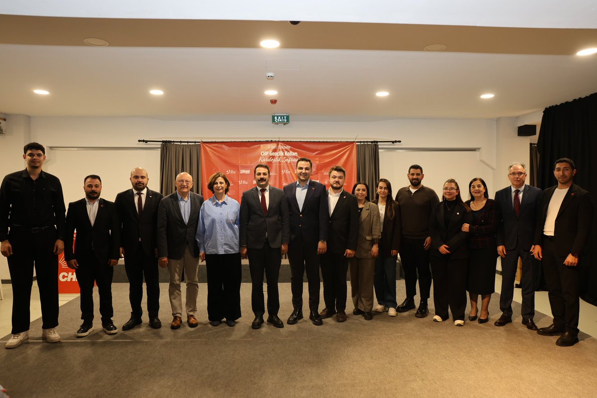 Deniz Bozkurt tweet media