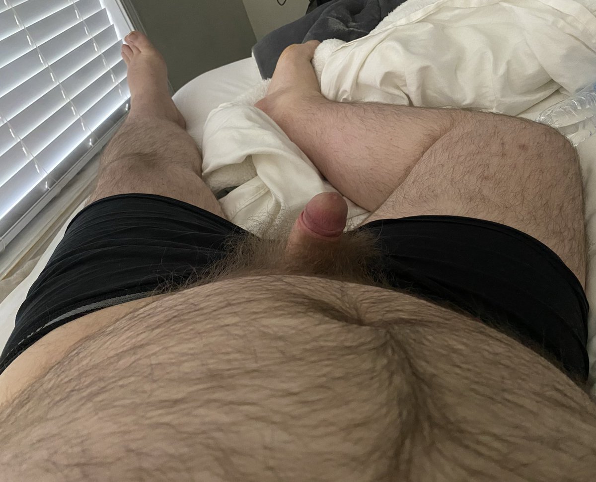 Derebear tweet media